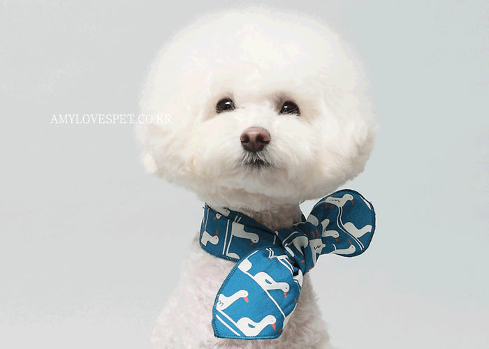 Goose Foam Dog Scarf